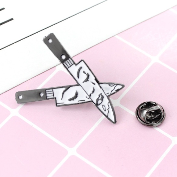 NEW Best Friends BFF Woman Knives Enamel Pin - Picture 2 of 2